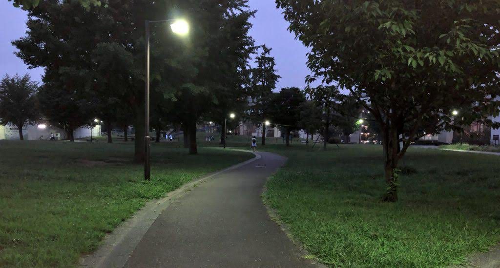 夜の蒔田公園