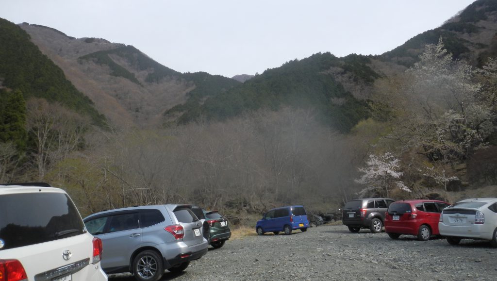 戸沢出合駐車場